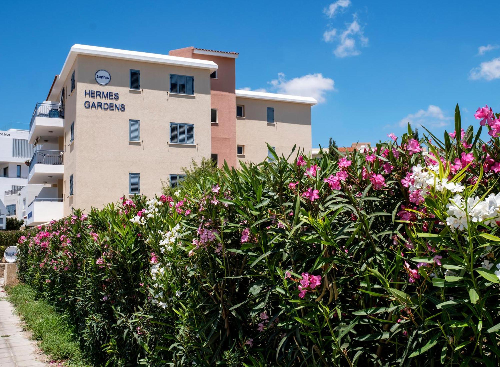 Hermes Gardens Paphos Exterior photo