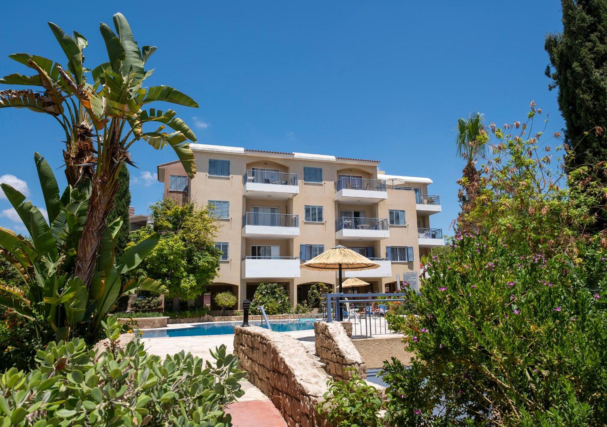 Hermes Gardens Paphos Exterior photo